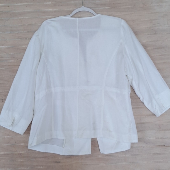 Ruby Rd. Winter White Linen Blend Rosette Detail Beaded Embellished Light Jacket - Picture 9 of 14